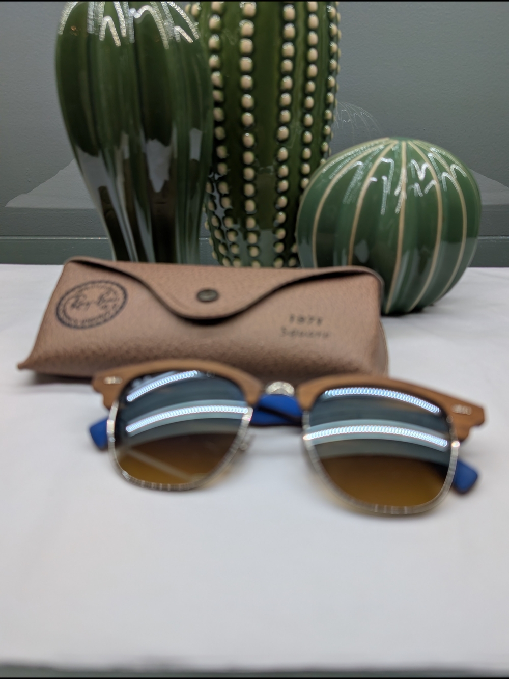 Ray-Ban Sunglasses/Sunnies W/Case NWOT